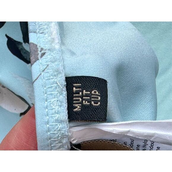 Nip Tuck Swim Boho Breeze Light Blue Printed Joanne Swimsuit Size 6 - Picture 10 of 12